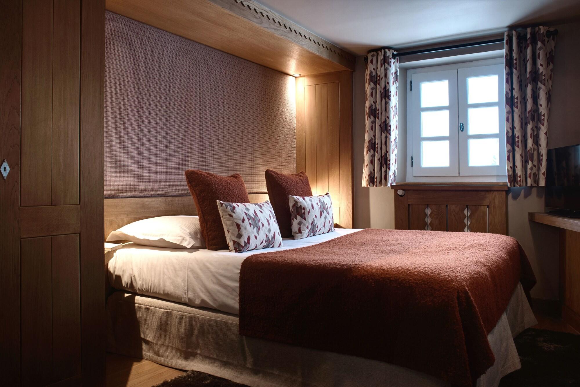 Hotel Les Fermes De Marie 5*